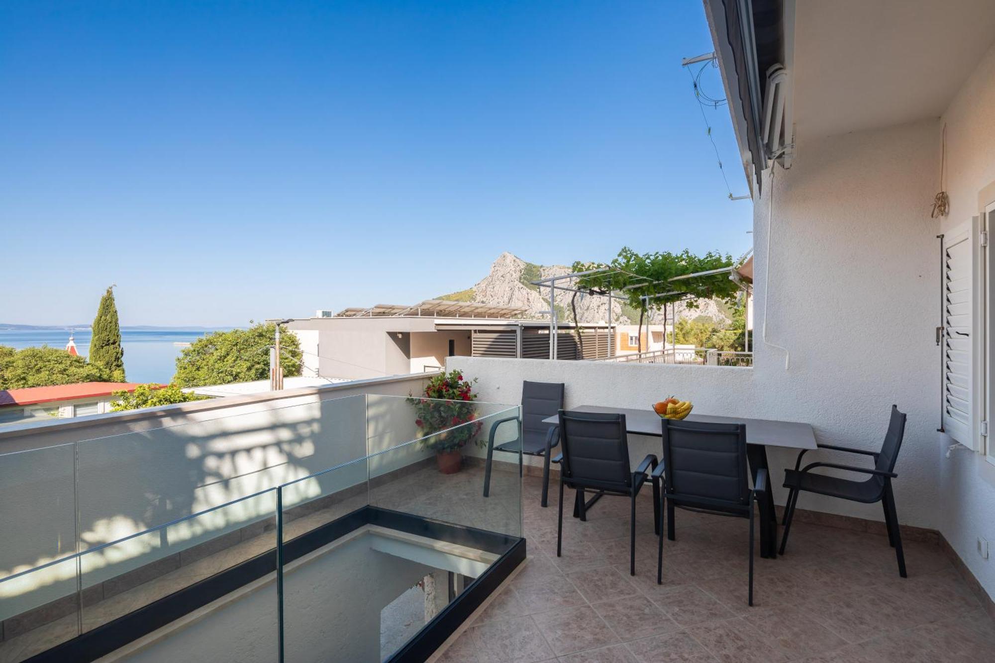 East Side Apartment Omiš Zewnętrze zdjęcie