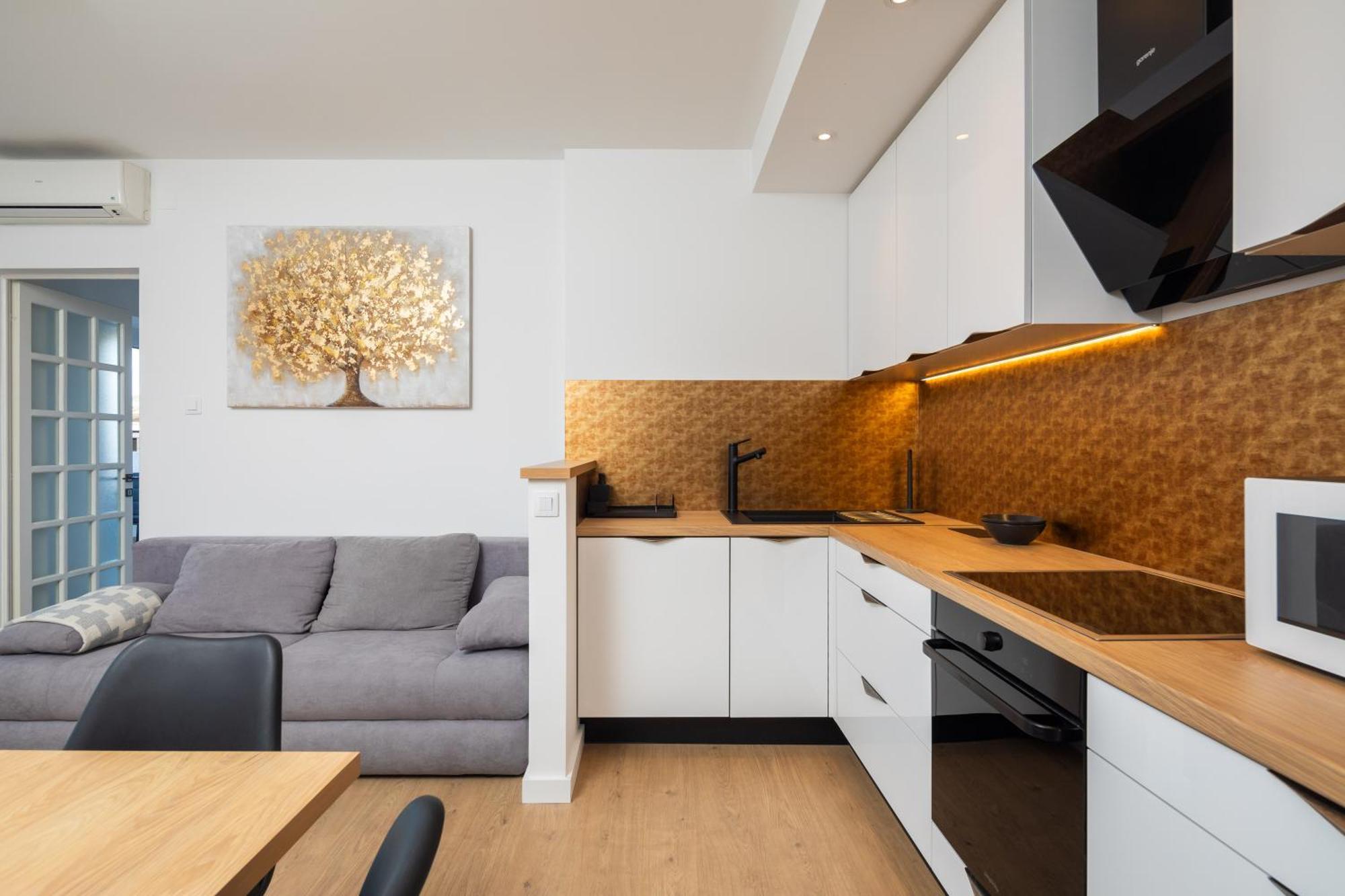 East Side Apartment Omiš Zewnętrze zdjęcie