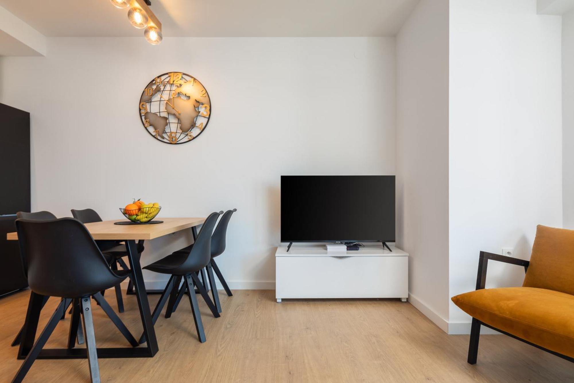 East Side Apartment Omiš Zewnętrze zdjęcie