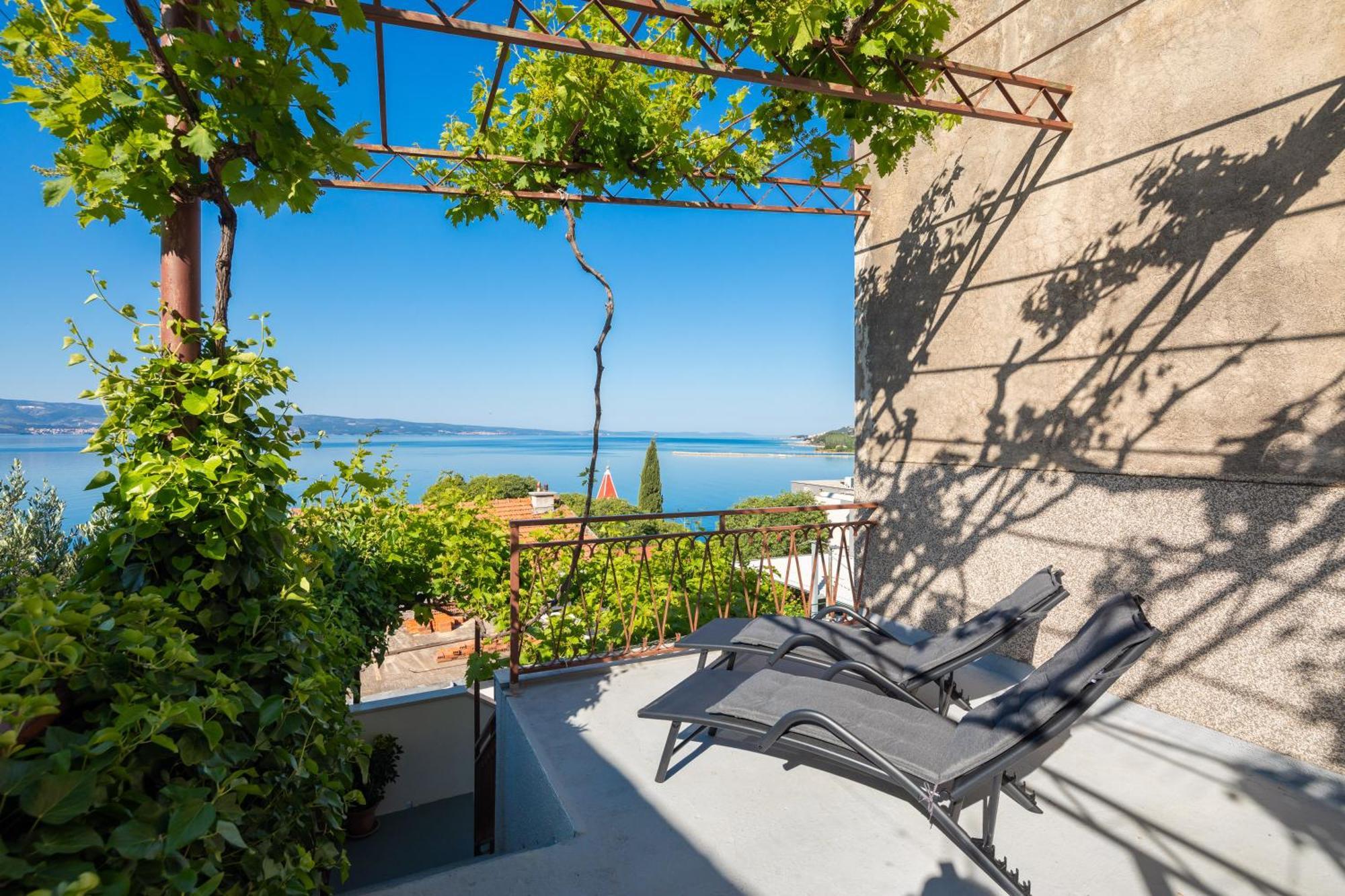 East Side Apartment Omiš Zewnętrze zdjęcie